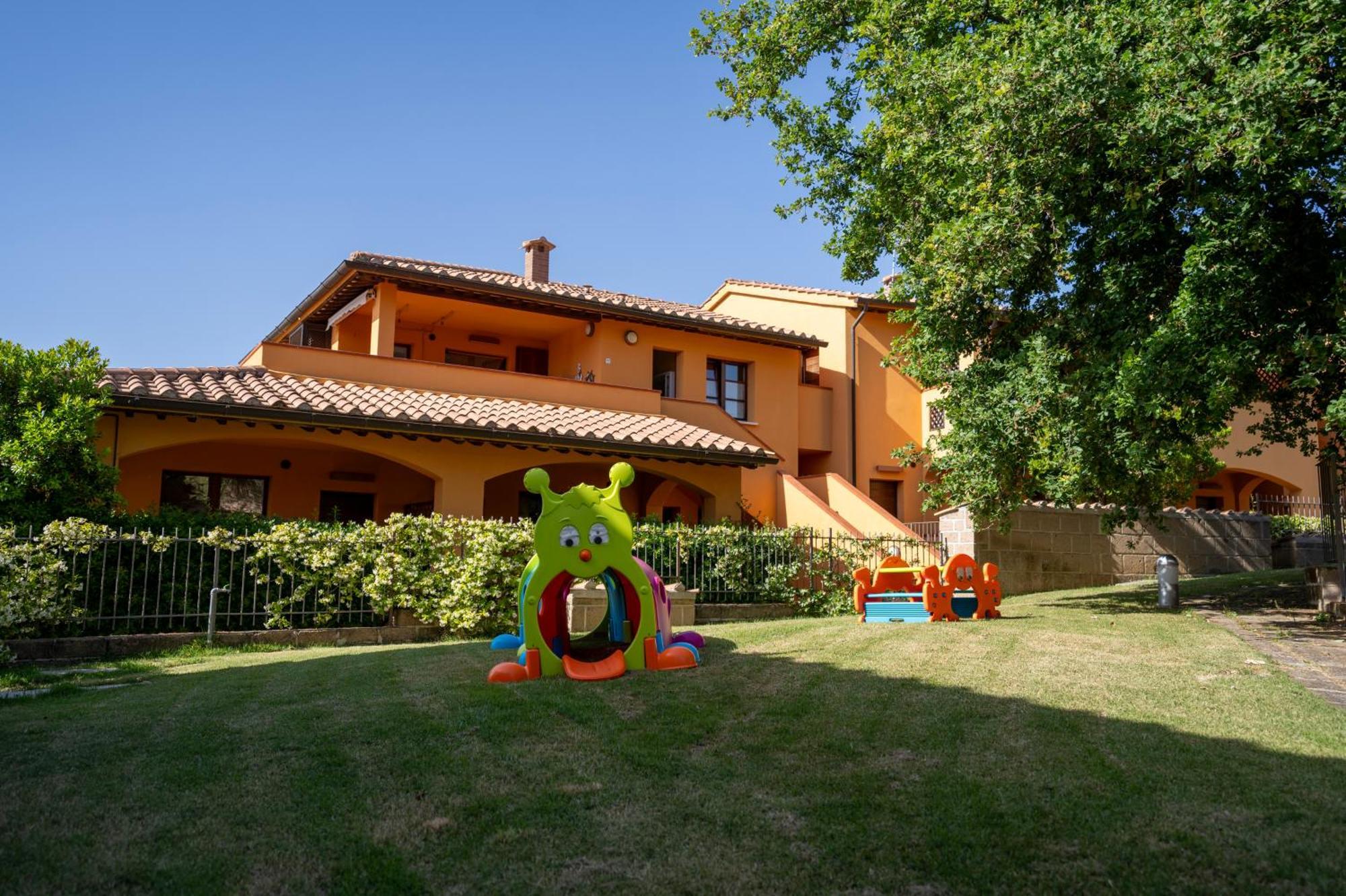 Borgo Etrusco Aparthotel Scarlino Exterior photo