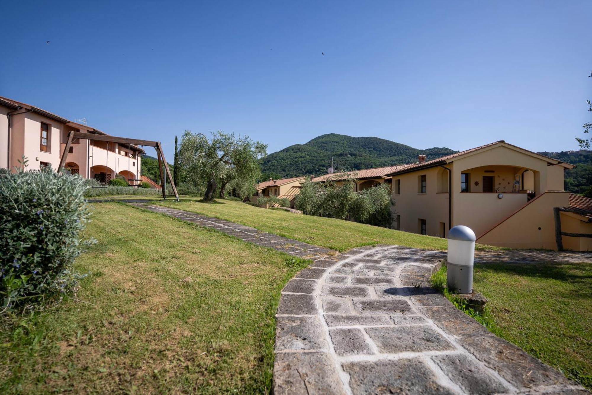 Borgo Etrusco Aparthotel Scarlino Exterior photo